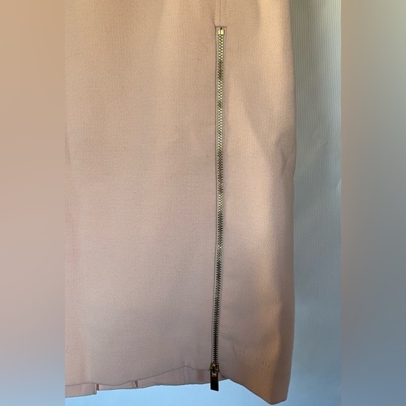 Banana Republic peachy/pink gold zipper front skirt women's size 2 - Picture 3 of 10